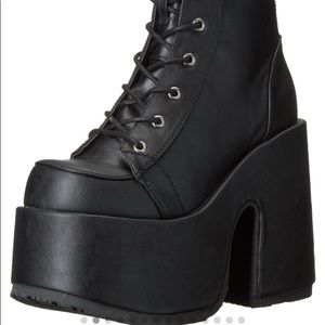 Demonia Camel 203 Boots